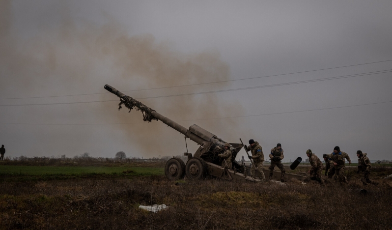 AB yeni dönem bütçesinde savunma harcamalarını 131 milyar avroya çıkarıyor