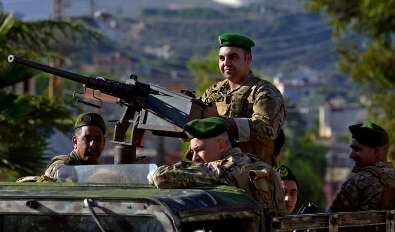 ABD, Lübnan ordusuna yardımı direnişin silahsızlandırılması şartına bağlıyor