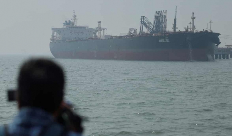 Acil petrol hamlesi piyasayı yatıştırmadı