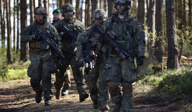 Alman ordusu dijital komuta sisteminde kritik arızalar tespit etti