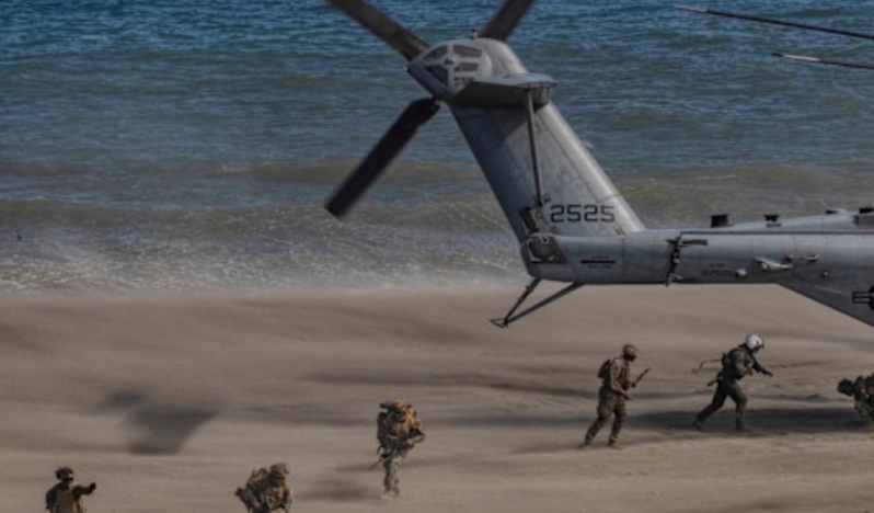 Amerikalı emekli albay Davis: İran