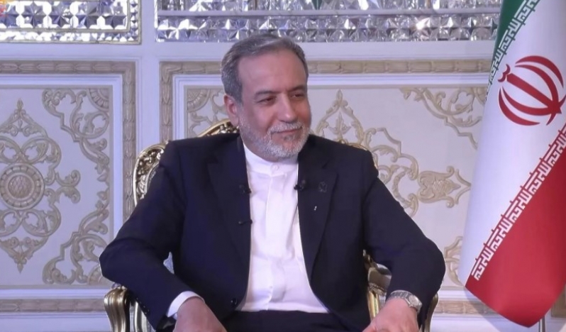 Arakçi: ABD’nin ‘güvenlik şemsiyesi’ çöktü