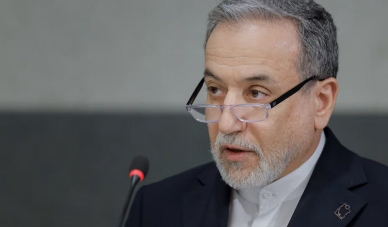 Arakçi: Amerika ile diyalog için sebep yok