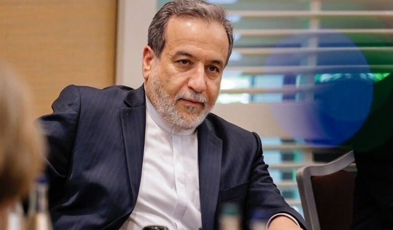 Arakçi: Bu savaşı bizzat Amerikan Başkanı yönetiyor