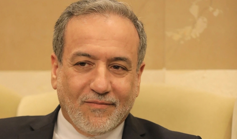 Arakçi, Hamas ve Hizbullah heyetleriyle bir araya geldi