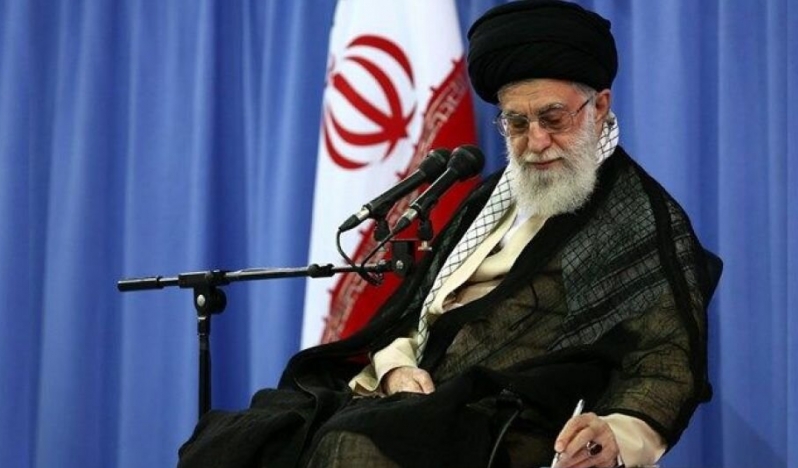 Ayetullah Hamenei’den Amerika