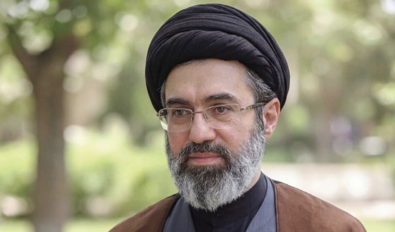 Ayetullah Hamenei: Hizbullah tüm özgür halklara ilham kaynağıdır