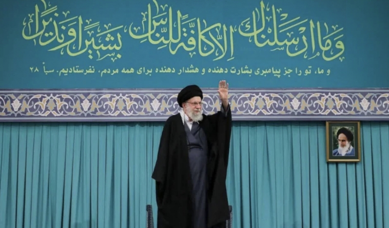 Ayetullah Hamenei: İran halkı, suçlu Amerikan başkanına son sözü söyledi