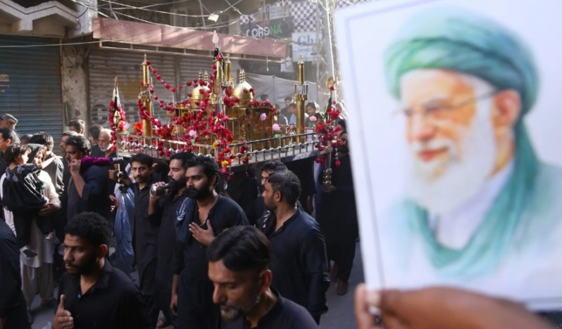 BAE’de Şii avı: Binlerce Pakistanlı işçi hedefte