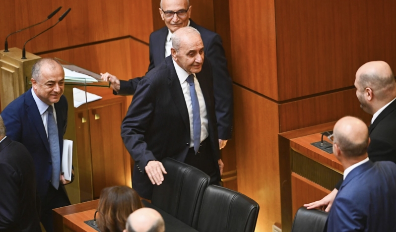 Berri: Yasadışı silah tartışması İsrail’i kapsamadan çözülemez