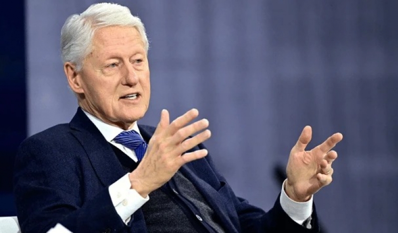 Bill Clinton: Netanyahu, koltuğu için İran