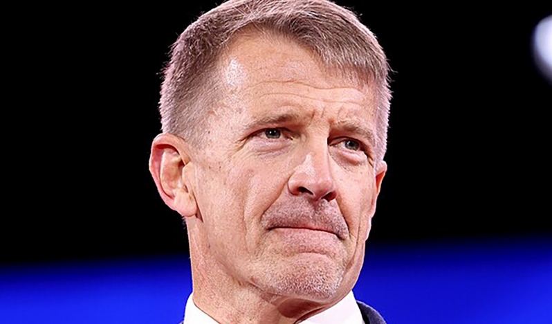 Blackwater kurucusundan Trump