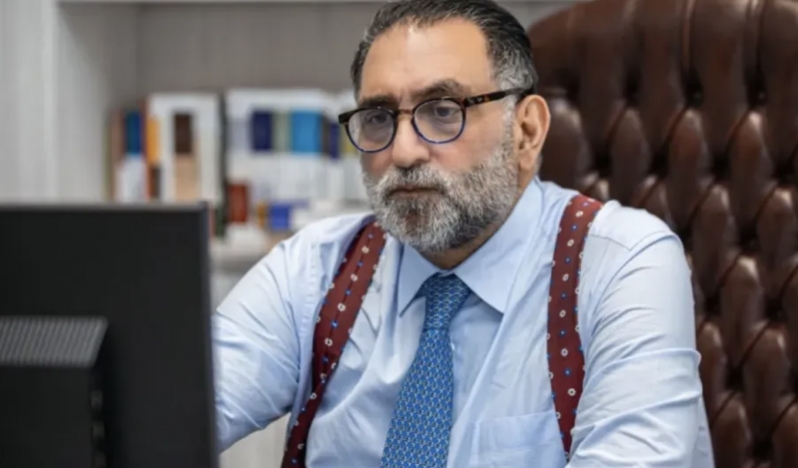 Cezayirli gazete, Azmi Bişara