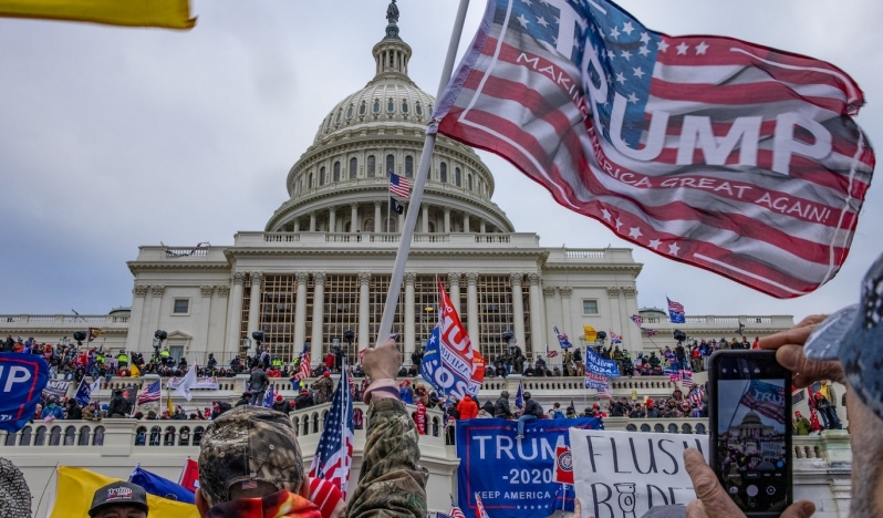 Cumhuriyetçiler 6 Ocak anlatısında Trump