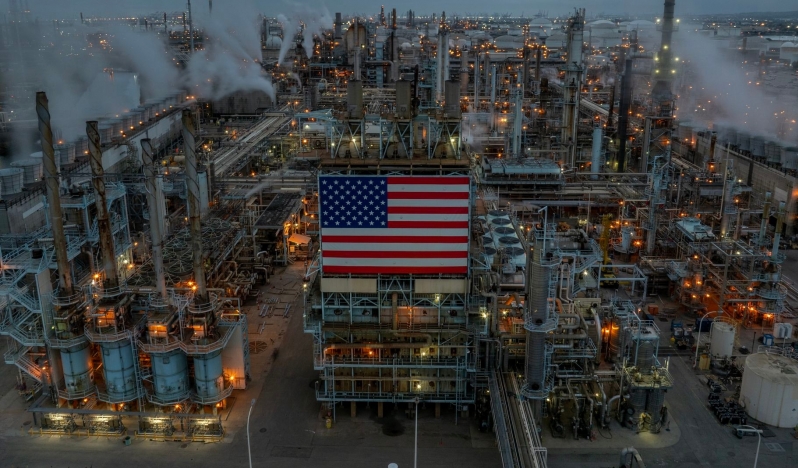 Danışmanları Trump’ı petrol stokları için uyardı