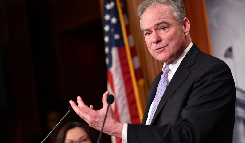 Demokrat senatör Kaine: Trump bitmek bilmeyen savaşlardan hiçbir şey öğrenmedi mi?