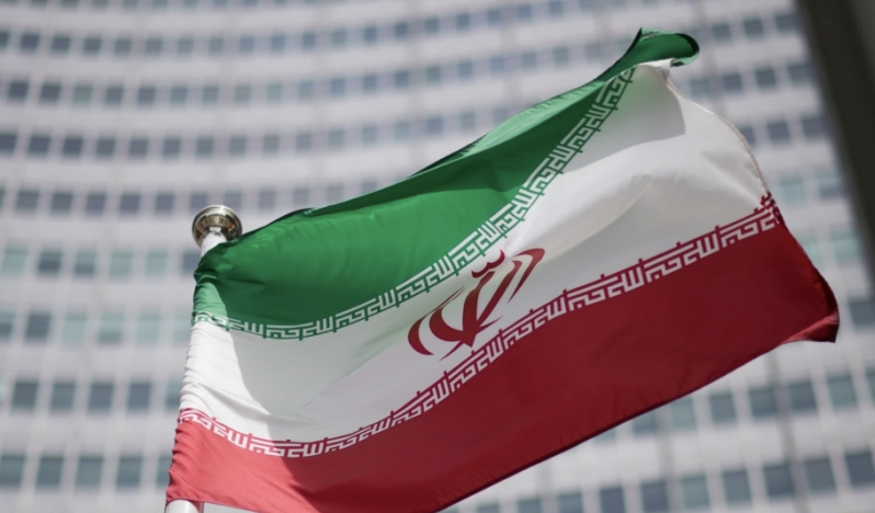 Devrim Muhafızları: Tam hazırız, en küçük hataya bile yanıt veririz