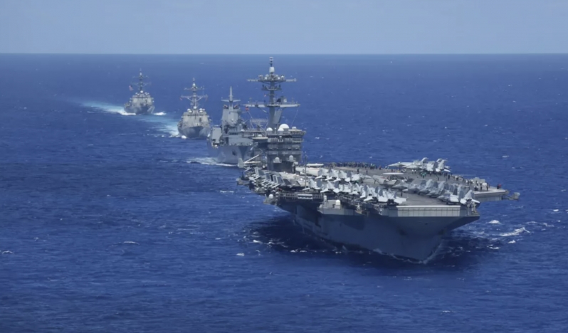 Devrim Muhafızları, USS Abraham Lincoln