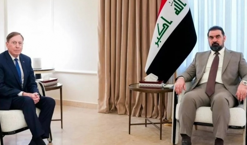 Eski CIA Başkanı Petraeus Bağdat’ta