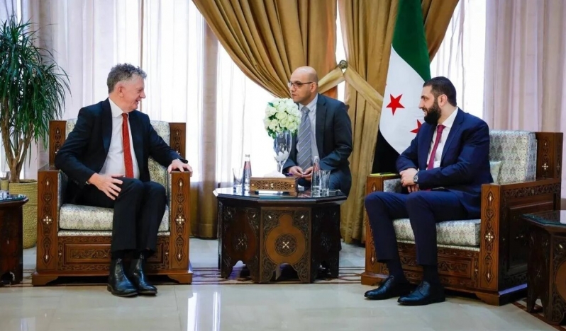 Eski MI6 Başkanı, HTŞ ile gizli temasları olduğunu itiraf etti