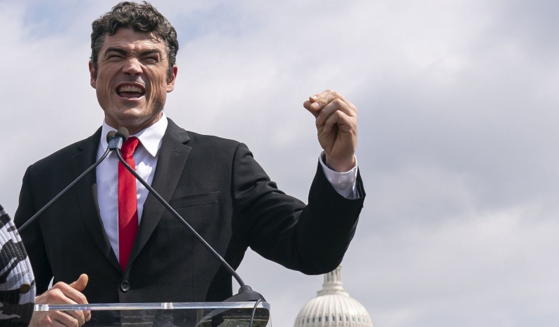 FBI, istifa eden Kent hakkında soruşturma başlattı