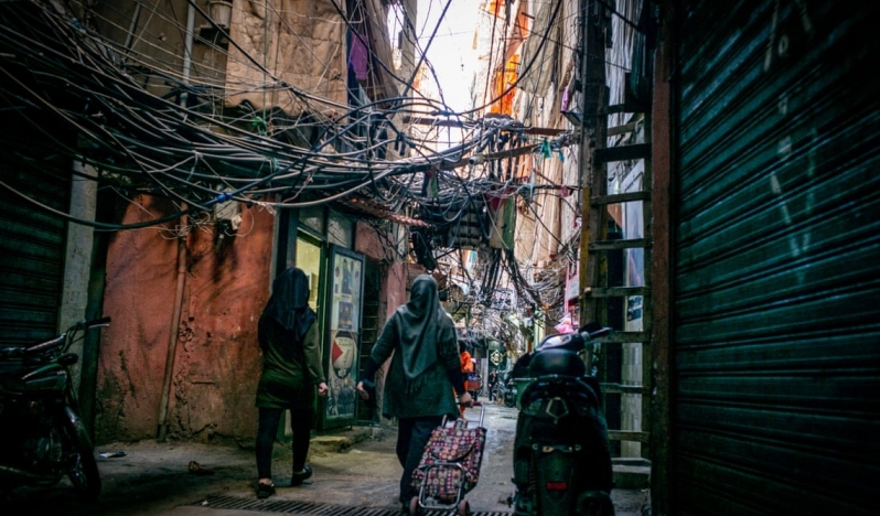 Filistinli güvenlik gücü mensubu İsrail