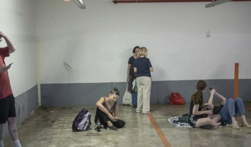 Hintli gazeteci: Yerleşimciler ölüyor; sığınaklar güvensiz