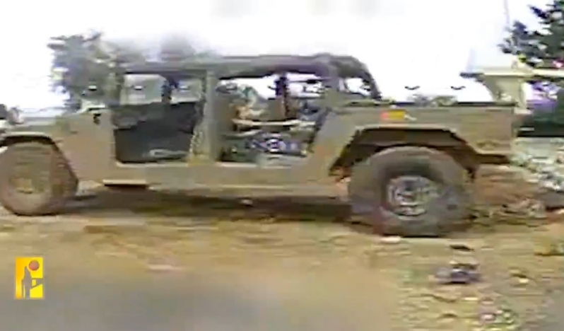 Hizbullah, İsrail birliklerini ve askeri tesislerini hedef aldı