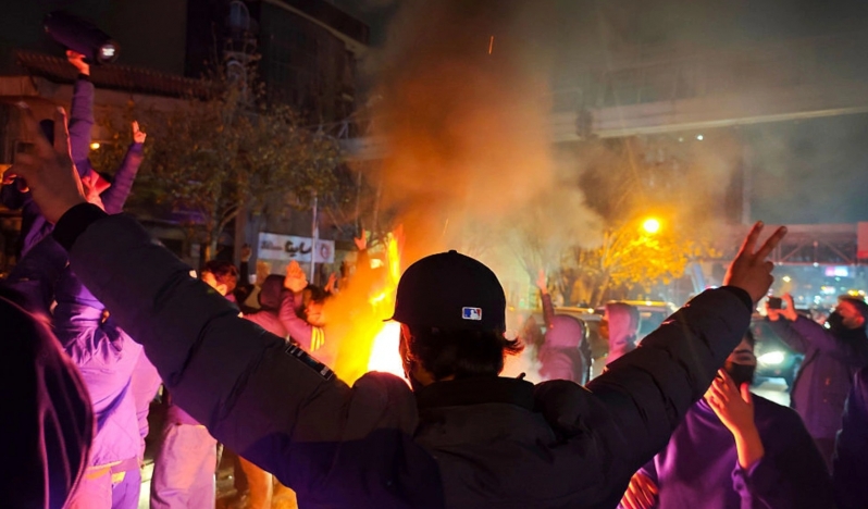 İmparatorluğun kibri ve savaşın ayak sesleri