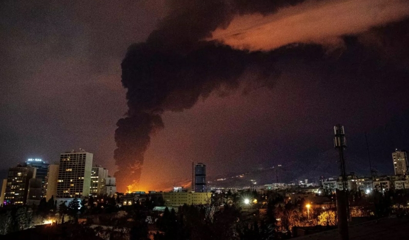 İngiliz medyasının ABD-İsrail saldırısını aklayan ‘savaş dili’