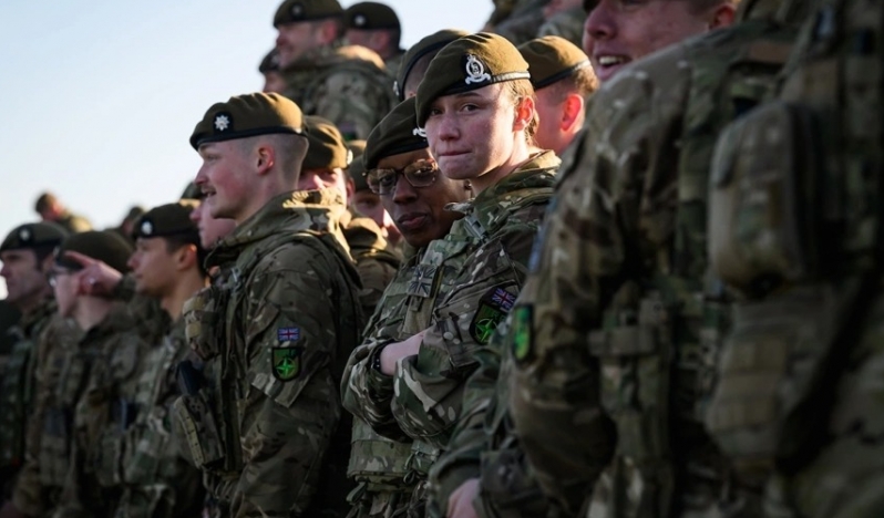 İngiltere, Ukrayna için taahhüt edilen asker sayısına ulaşamıyor