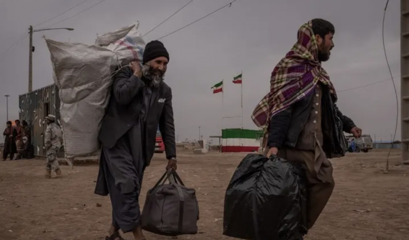 İran- Afganistan sınırından 233 bin Afgan geçti