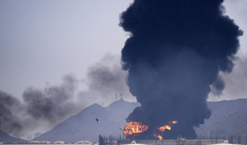 İran, bölgedeki Amerikan tesislerini 