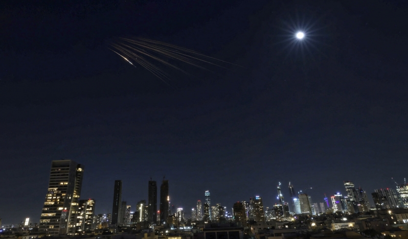 İran, bu gece İsrail