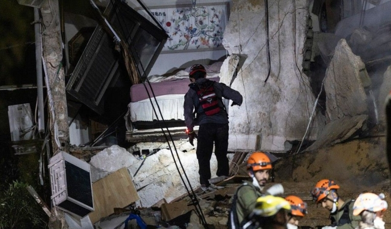 İran’dan yoğun füze baskısı