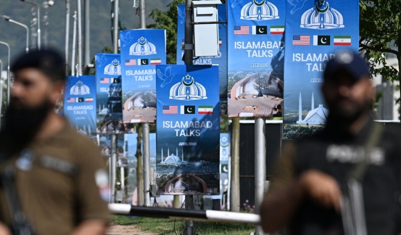 İran müzakere heyeti, Pakistan