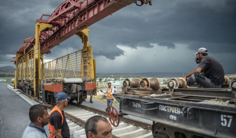 İran, Reşt-Astara demiryolu hattının inşaatına mart ayında başlıyor