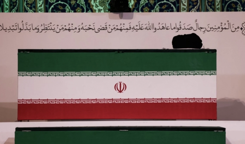İran, Şehit Devrim Lideri ile vedalaşmaya hazırlanıyor