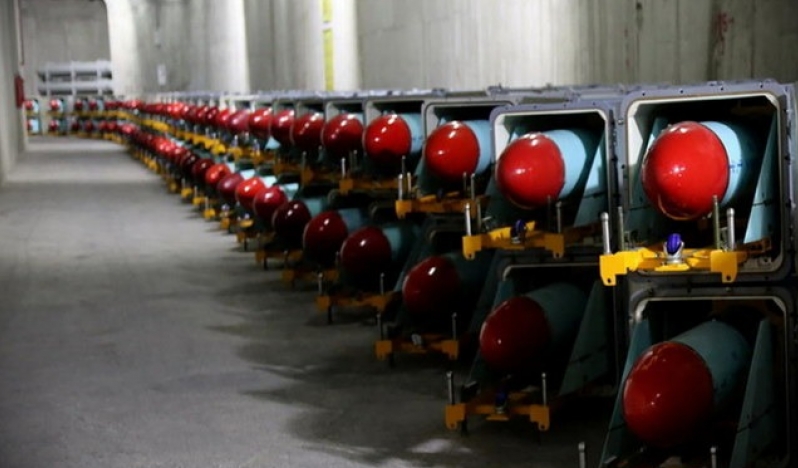 İranlı komutan: Yeraltı füze altyapımız tamamen güvende