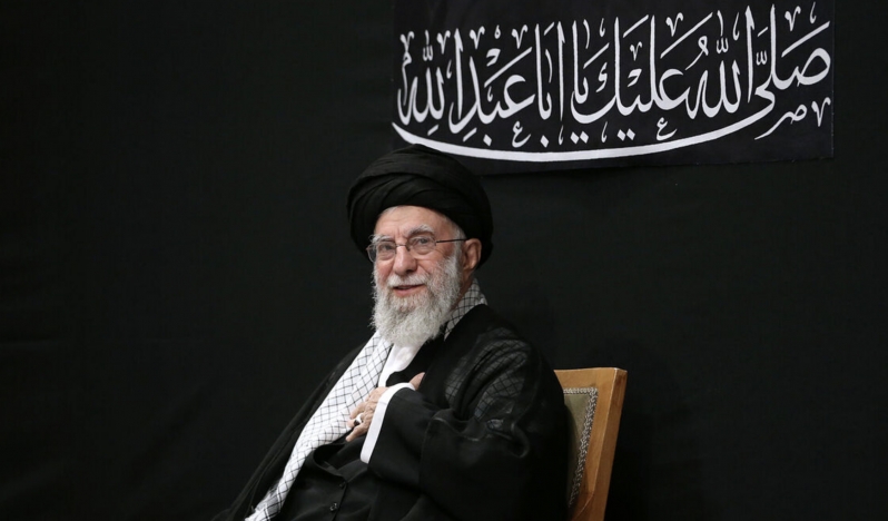 İslam Devrimi Lideri Ayetullah Seyyid Ali Hamenei şehit oldu