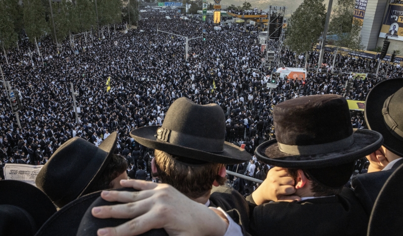 İsrail’de Haredi kaosu: Binlerce araç yolları kilitledi