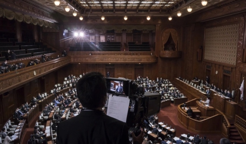 Japon hükümeti nükleer silah istiyor