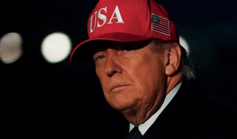 Kamuoyu araştırması: Trump'ın İran politikasına verilen destek diplerde