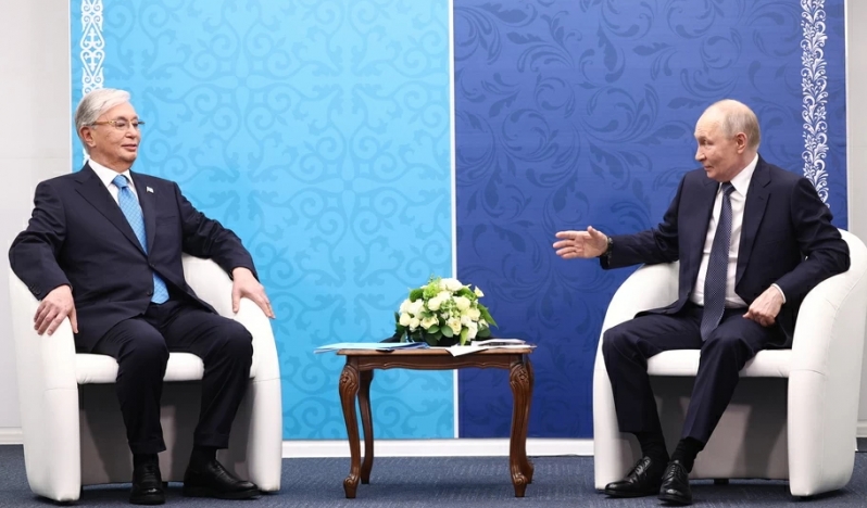 Kazakistan liderinden Putin