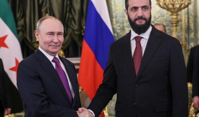 Kremlin: Putin-Colani görüşmesinde Rus askeri üslerinin durumu ele alındı