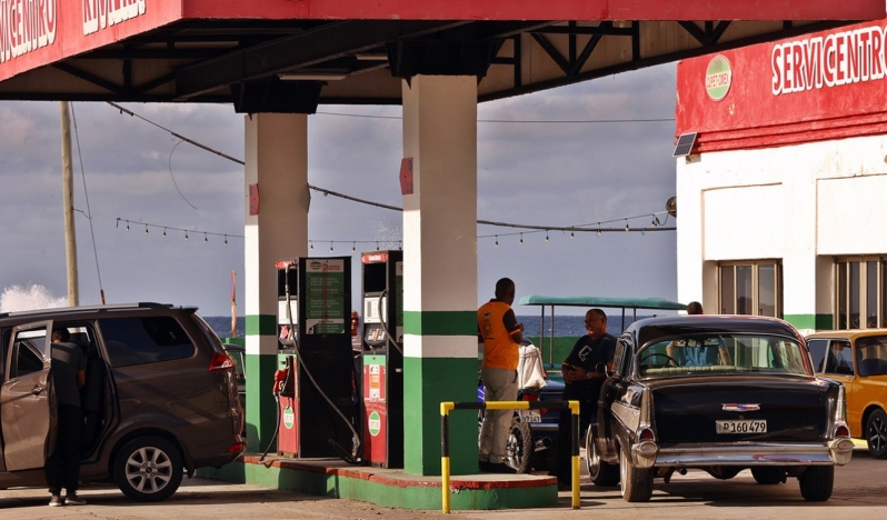 Küba ile ABD arasında diplomatik temas