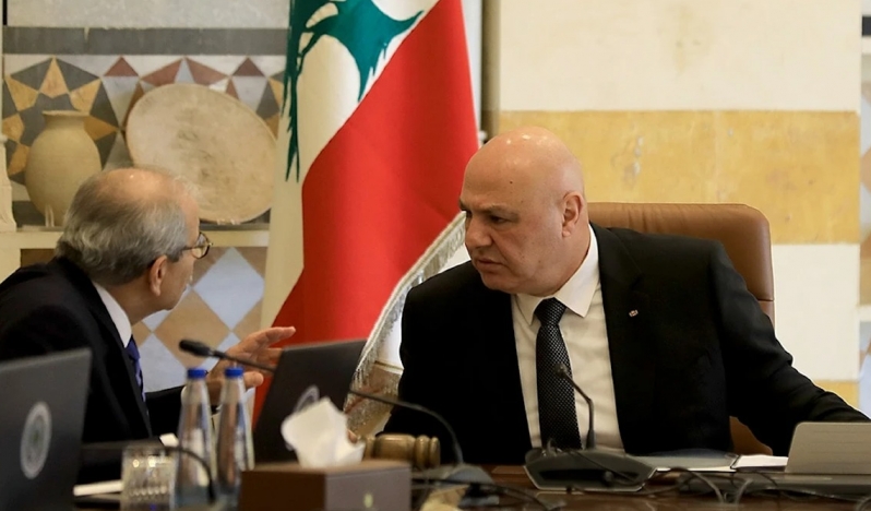 Lübnan hükümeti müzakere dileniyor, ABD ise Aun