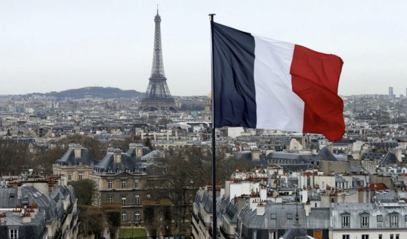 Lübnan zirvesinde Paris