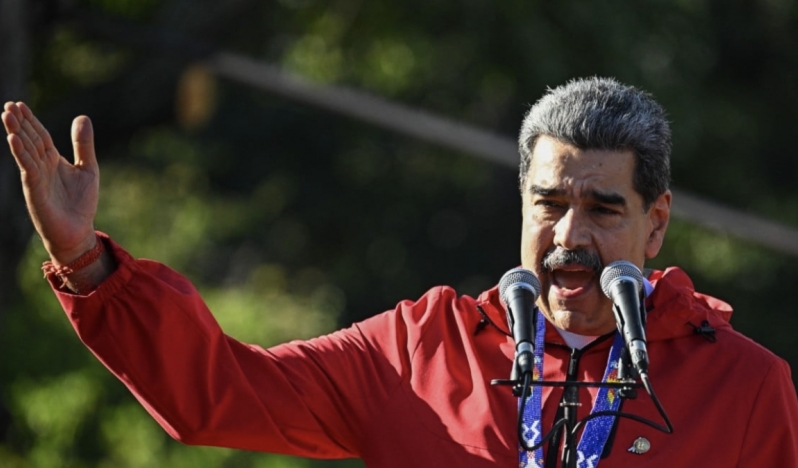 Maduro’dan Amerikan müdahalesine karşı Küba desteği övgüsü