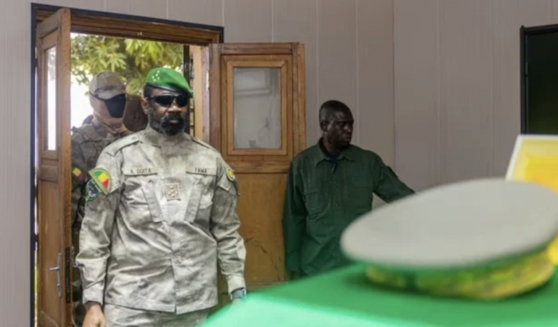 Mali’de savunma yönetimi değişti
